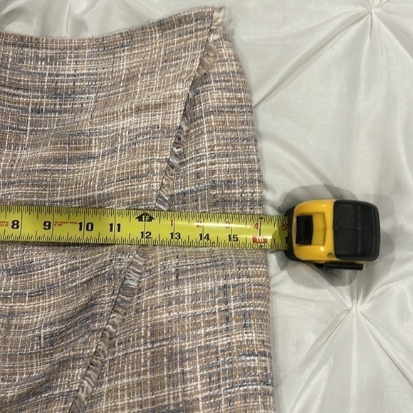 IVANKA TRUMP TWEED WRAP SKIRT SIZE 0 - Picture 9 of 10